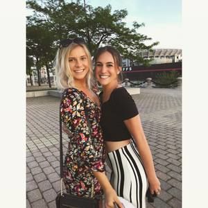 Meet your Posher, Julia